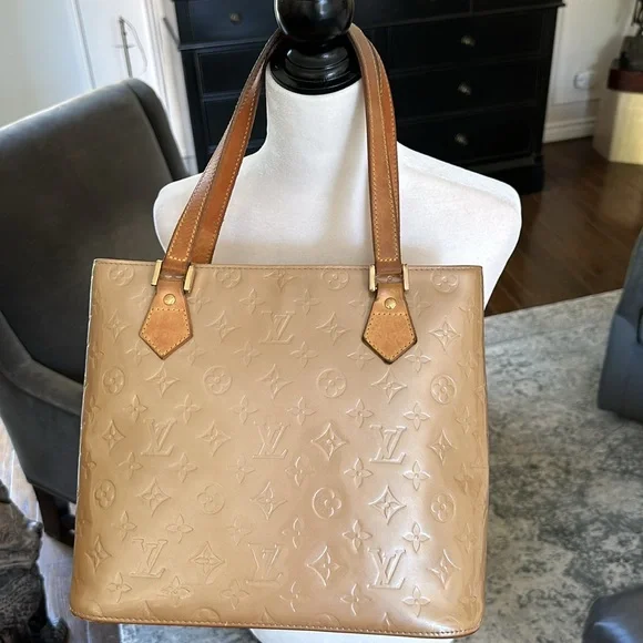 LOUIS VUITTON VERNIS HOUSTON - Picture 6 of 15